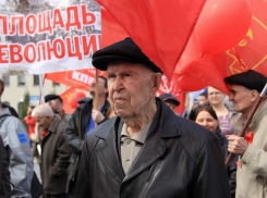 Волгодонские коммунисты провели митинг в честь весны и труда