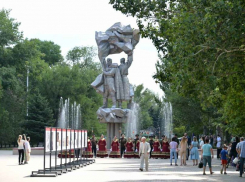 Бесплатная выставка о Петре Великом открылась в Волгодонске