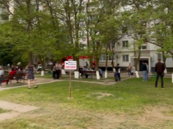 В Волгодонске из-за загоревшегося самогонного аппарата эвакуировали целый дом 