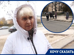 «Люди на костылях вынуждены часами стоять на ногах, ожидая автобус»: волгодонцы о сносе остановки напротив БСМП