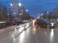 Свидетелей ДТП на улице Дружбы ищут в Волгодонске 