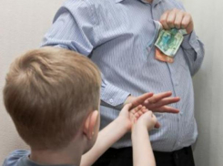 Волгодонцу назначено административное наказание в виде 20 часов обязательных работ за неуплату алиментов