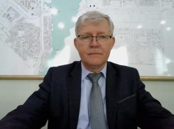«Привлекают дополнительные силы»: Сергей Макаров об уборке городских кладбищ 