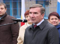 Гуськов указал не недоработку в строительстве детсада в Красном Яру и посоветовал подумать о строительстве новой школы в Волгодонске 