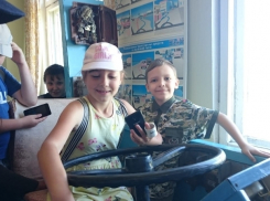 Видеоверсия экскурсии школьников в троллейбусное депо