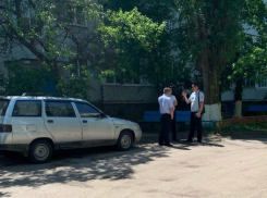 Трое подростков и один совершеннолетний попались с крупной партией наркотиков в Волгодонске