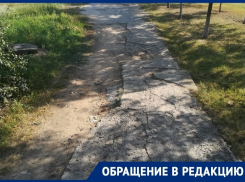 Разбитый и забытый всеми тротуар вдоль Ленинградской взволновал молодую маму