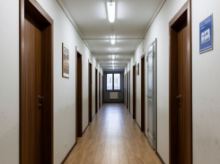 Рабочее общежитие легализуют на территории асфальтового завода в Шлюзах