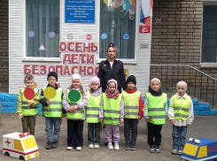 В «Космосе» высадился десант безопасности: дошкольники Волгодонска рассказали взрослым о ПДД 