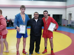 Волгодонцы вошли в число призеров чемпионата Ростовской области по боевому самбо