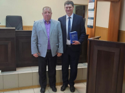 Александр Кислов принял присягу в Волгодонском районном суде
