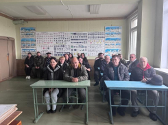 Водители общественного транспорта Волгодонска прошли переподготовку по безопасности дорожного движения