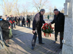 В Волгодонске почтили память погибших в чеченских войнах