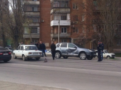 «Копейка» врезалась в «Порше», который пытался повернуть через две сплошные на Степной 