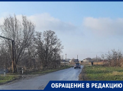 С 2014 года волгодончанка просит администрацию Волгодонска оборудовать пешеходную дорожку