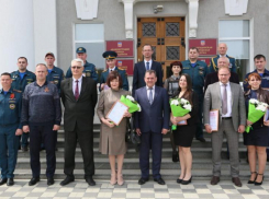 С профессиональным праздником поздравили пожарных в администрации Волгодонска