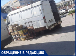 «Когда уже уберут это убожество с тридцатника!»: волгодончанка в шоке от превращенных в «магазины на колесах» старых «Газелей»