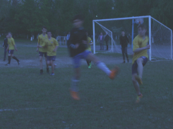 Победителей «Кожаного мяча» поздравили «втемную»