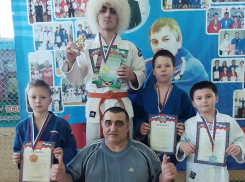 Волгодонские дзюдоисты завоевали несколько наград на первенстве области