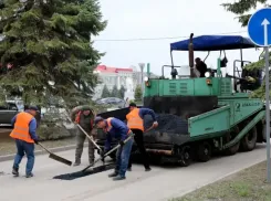 15 000 квадратных метров дорожного полотна отремонтировали в Волгодонске с начала года