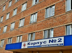 Один пациент скончался в ковидном госпитале Волгодонска за последние сутки