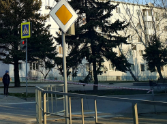 В Волгодонске весенняя уборка города началась на месяц раньше срока