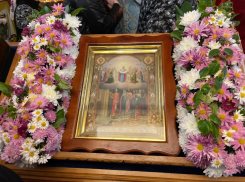 Православные верующие Волгодонска отмечают праздник Покрова