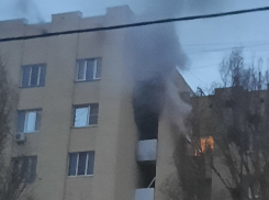 В Волгодонске произошел пожар в высотном доме на Ленина