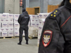 В подпольном цеху волгодонца нашли контрафактный алкоголь на сумму почти шесть миллионов рублей 