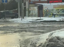 Девять МКД по улице Степной и переулку Маяковского остались без воды из-за крупного порыва
