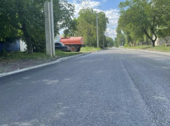Отрезок автодороги сделали: новый асфальт укатали на улице Советской