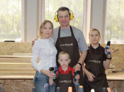 В «Столяркино» оживает дерево и крепнут семейные узы
