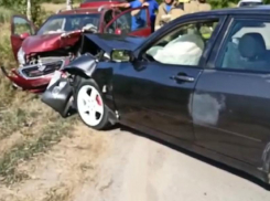 Волгодончанка пострадала в утреннем ДТП у судоходного канала по дороге на «Маяк» 