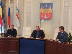 «Пенсионеры обеднеют, бизнесу грозит банкротство»: депутаты Волгодонска о росте тарифов на услуги ЖКХ