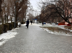 Волгодонцам рекомендуют быть внимательными и осторожными в связи с предстоящим гололедом