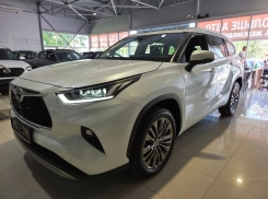 Товар дня: Toyota Highlander 2.0 AT, 2026 г за 5 349 900₽  вместо  5 500 000₽  