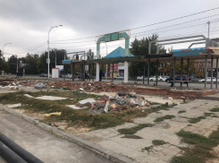 В Волгодонске полным ходом идет ремонт привокзальной площади 