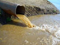 Ливневая канализация Волгодонска засоряет Цимлянское водохранилище