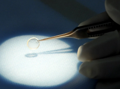 Ростовские врачи вернули зрение жительнице Волгодонска, пострадавшей от контактных линз