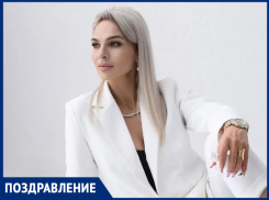 Красота, спасающая мир: день рождения сегодня отмечает имидж-дизайнер и волонтер Оксана Полещук