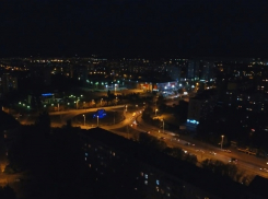 Огни города – Волгодонск в свете сотен фонарей сняли с высоты птичьего полета