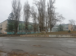 Школу №13 суд обязал сделать ремонт протекающей крыши