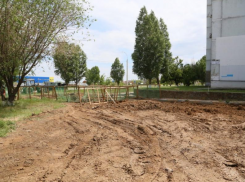 Юрий Мариненко поручил устранить к 1 сентября в Волгодонске все разрытия вблизи школ 