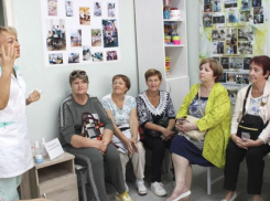 Мастер-классы, подарки и массу внимания получили  пожилые волгодонцы в День добрых дел