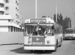 Календарь Волгодонска: по городу проехал первый троллейбус