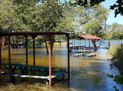 Большинство баз отдыха в Волгодонске остаются затопленными 