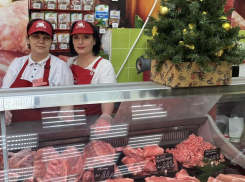 С Новым годом жителей Волгодонска поздравляет сеть фирменных магазинов «Колизей»