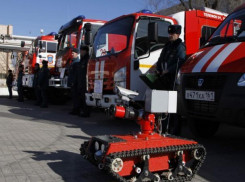 Волгодонским школьникам продемонстрировали пожарную технику города