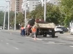 Ямы в Волгодонске заделывают по новым технологиям