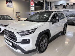 Товар дня: Toyota RAV4 2025 г.в. за 4 299 900₽ вместо 4 500 000₽
